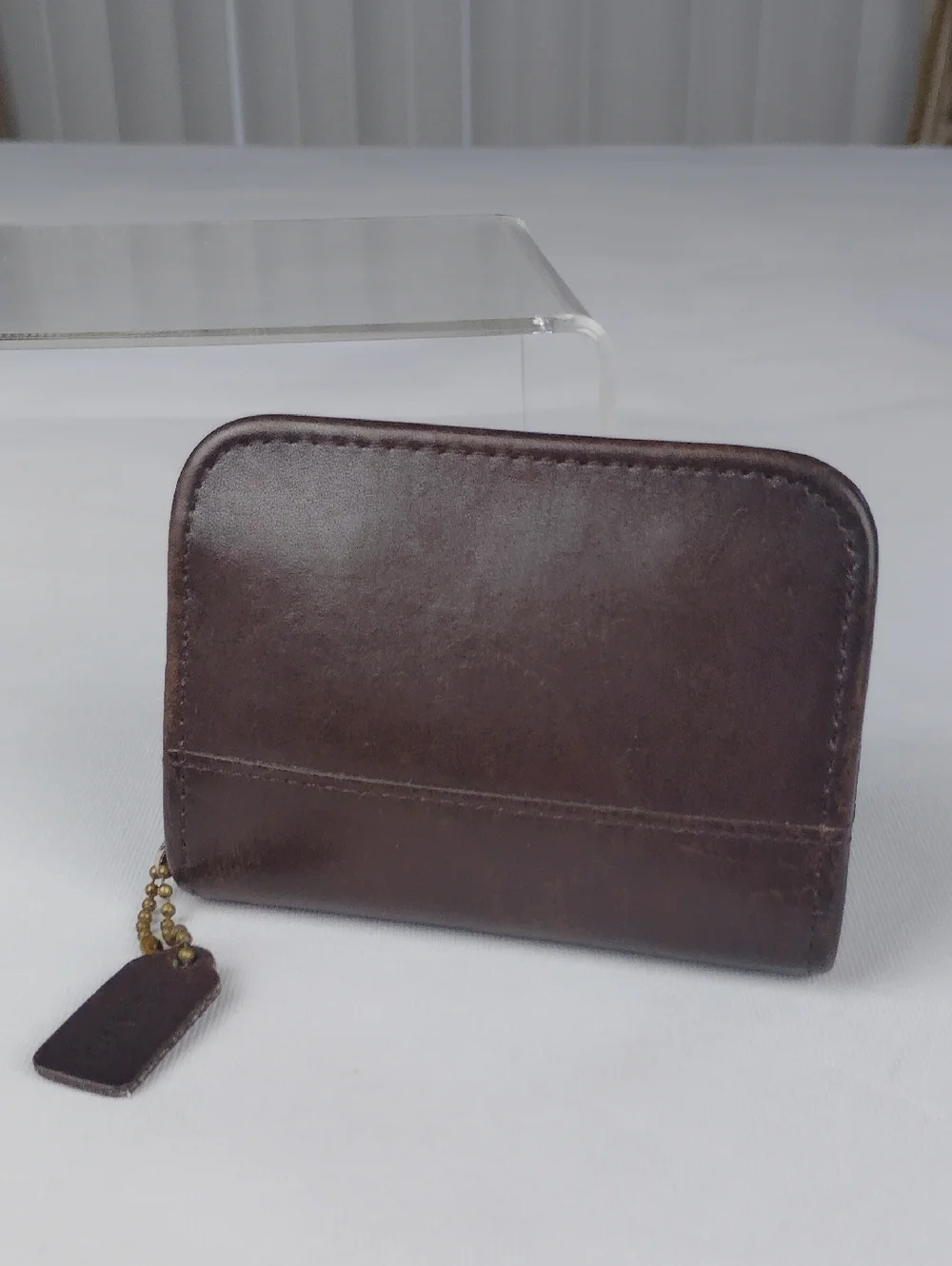 Coach Vintage Brown Leather Zip Wallet. - Picture 1 of 15